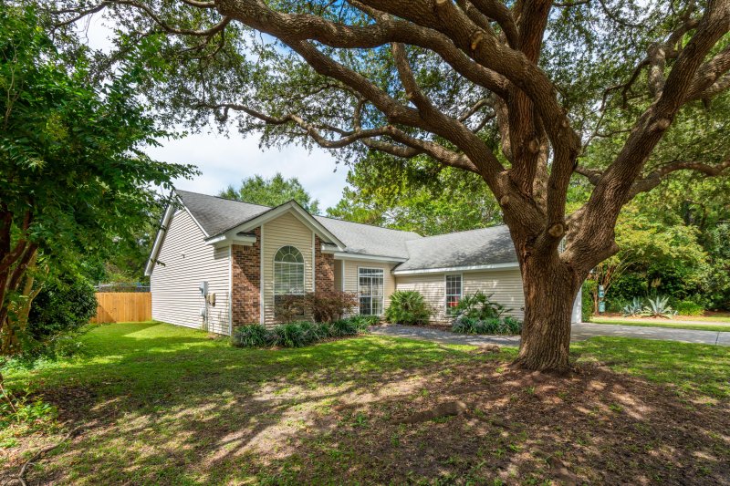 Property image 2 of 1822 Falling Creek Circle in Sweetgrass, Mount Pleasant, SC 29464