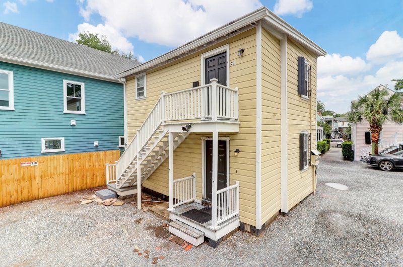 Property image 3 at 7 Kracke Street B, Charleston, SC 29403