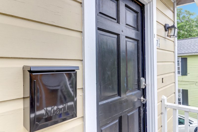 Property image 5 at 7 Kracke Street B, Charleston, SC 29403