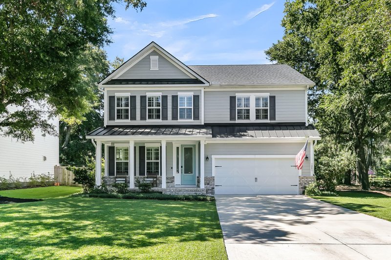 Bentley Park, Mount Pleasant community