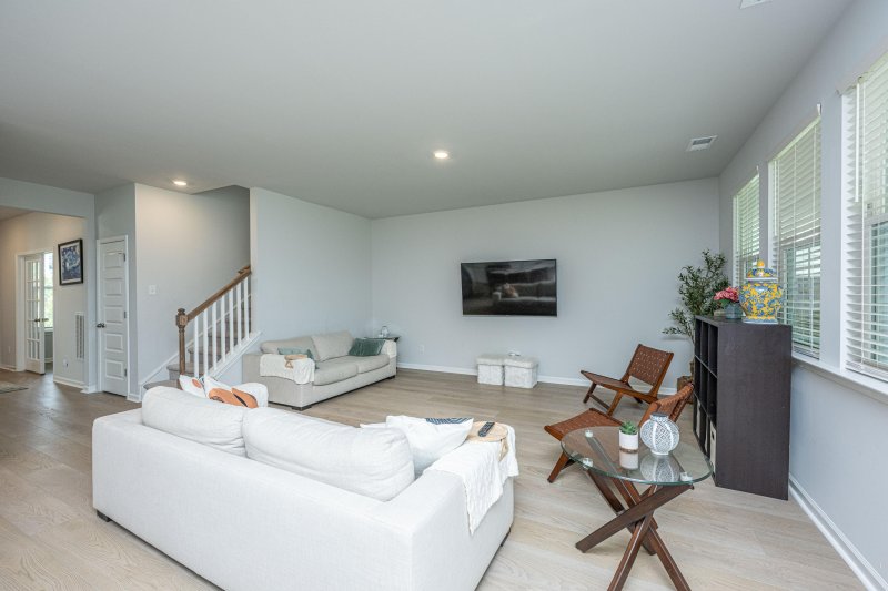 Property image 5 of 115 Swaying Palm Drive in Summers Corner, Summerville, SC 29485