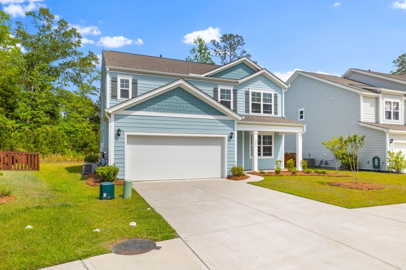 Property image 3 of 208 Cherry Grove Drive in The Ponds, Summerville, SC 29483