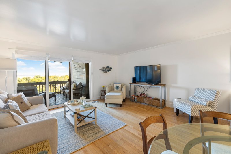 Property image 3 of 1345 Pelican Watch Villas in Pelican Watch Villa, Seabrook Island, SC 29455