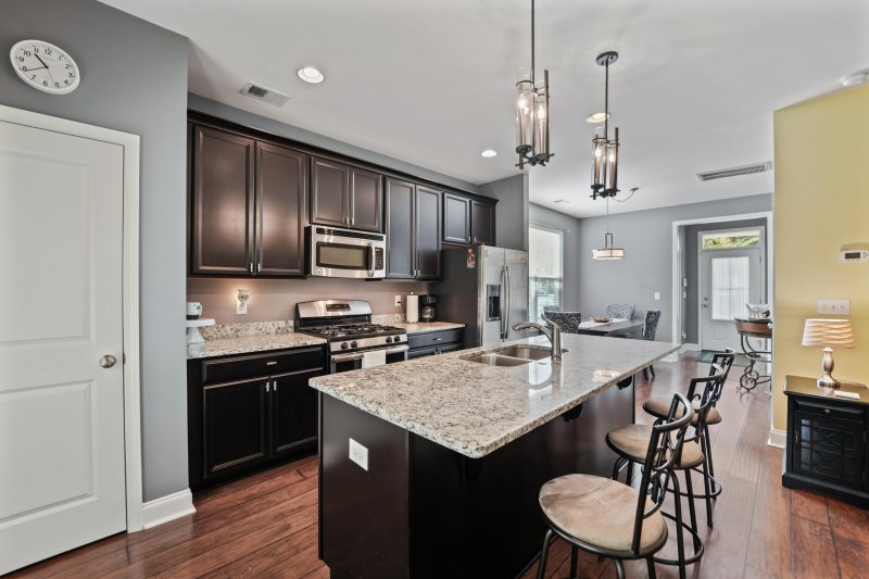 Property image 4 of 1800 Poplar Grove Place in Summer Wood, Summerville, SC 29483