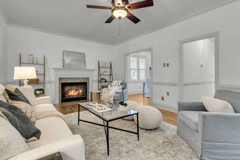 Property image 5 of 1050 Loyalist Lane in Snee Farm, Mount Pleasant, SC 29464