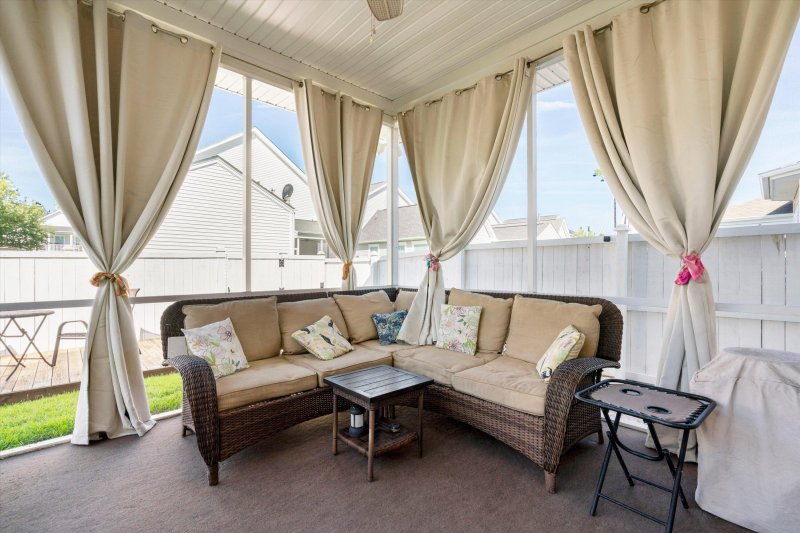 Property image 5 of 7406 Mercedes Way in Timbercrest Village, Hanahan, SC 29410