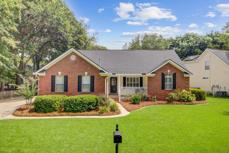 512 Planters Trace Drive