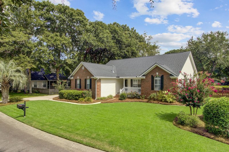 Property image 2 at 512 Planters Trace Drive, Charleston, SC 29412