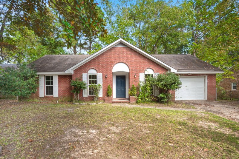 Property image 2 of 20 Bonnie Burn Road in Willowbrook, Goose Creek, SC 29445