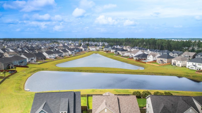 Property image 4 of 533 Dunswell Drive in Cane Bay Plantation, Summerville, SC 29486