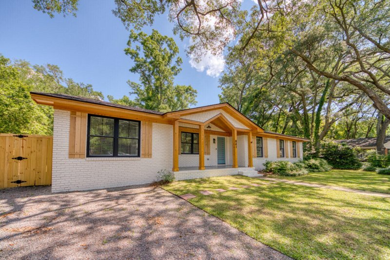 Property image 2 at 841 Fred Street, Charleston, SC 29412