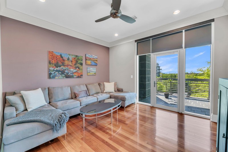 Property image 5 at 136 Cooper River Drive, Mount Pleasant, SC 29464