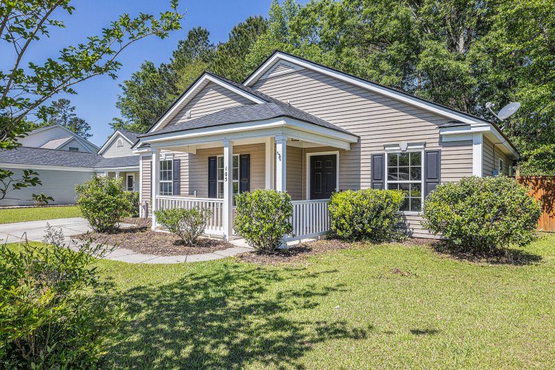 Property image 2 at 105 Walnut Creek Road, Summerville, SC 29483