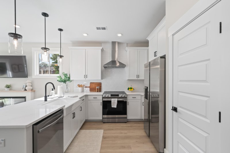 Windward Townes, Goose Creek Community