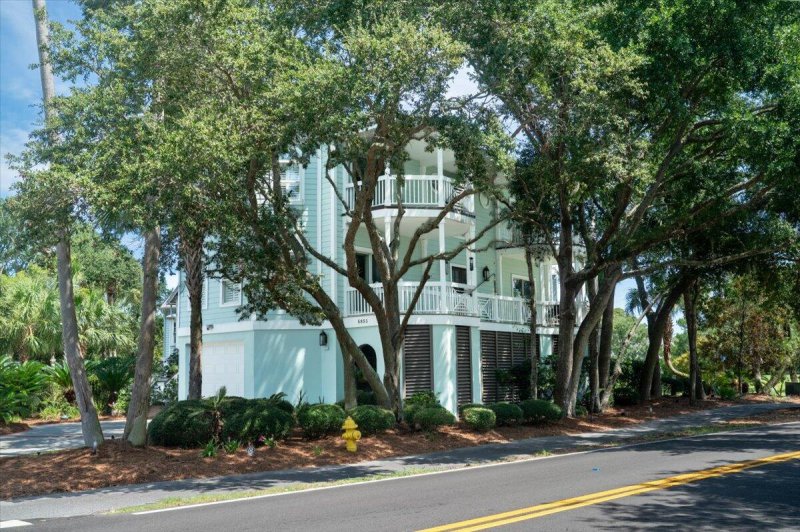 Property image 2 of 5851 Back Bay Drive in Wild Dunes, Isle of Palms, SC 29451