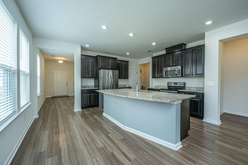 Property image 5 of 1689 Eider Down Drive in Drakesborough, Summerville, SC 29483