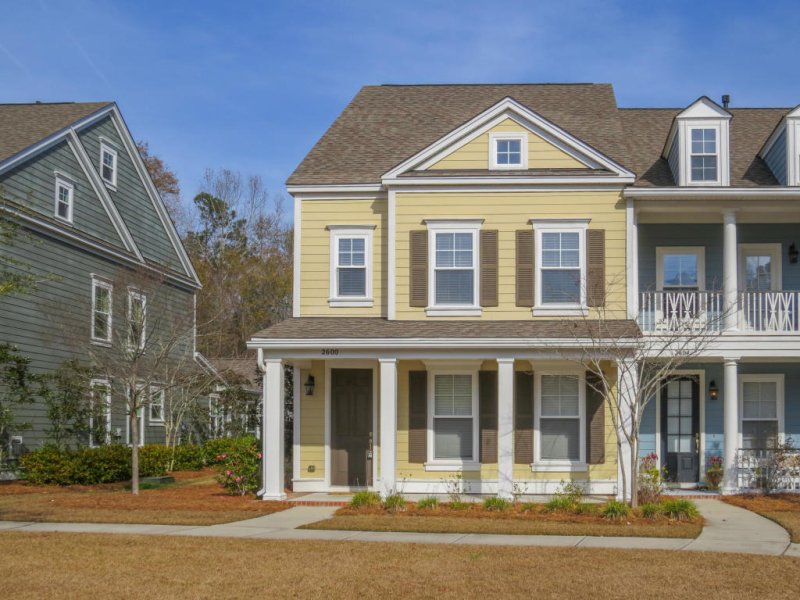 2600 Kings Gate Lane