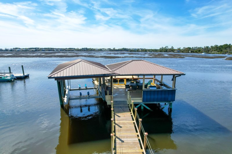 Property image 3 at 633 Barbados Drive, Charleston, SC 29492