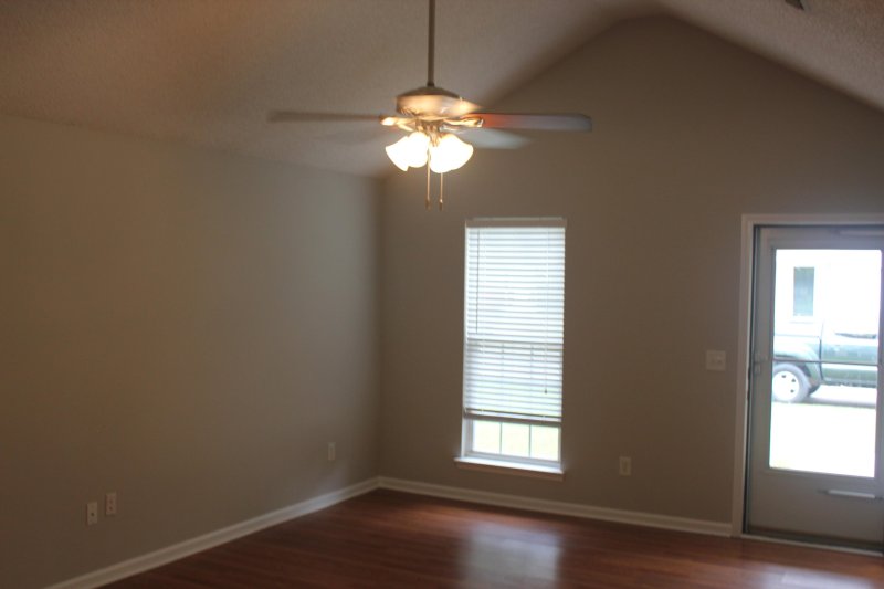 Property image 4 at 128 Trickle Drive, Summerville, SC 29483