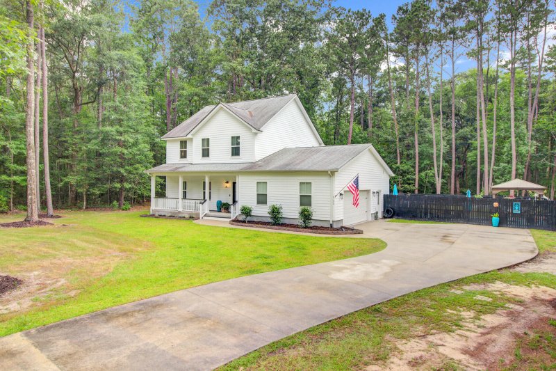 Property image 3 of 6190 Button Bush Drive in The Refuge at Ravenel, Ravenel, SC 29470