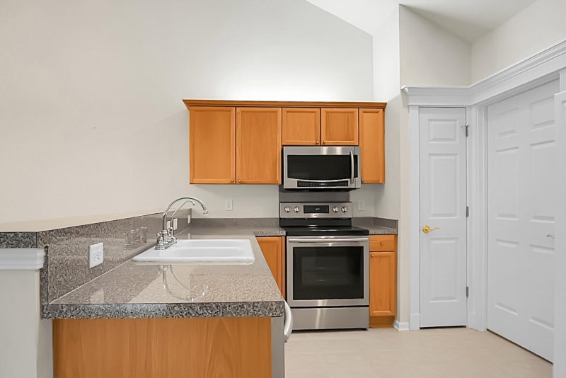 Property image 5 at 8800 Dorchester Road 2004, North Charleston, SC 29420