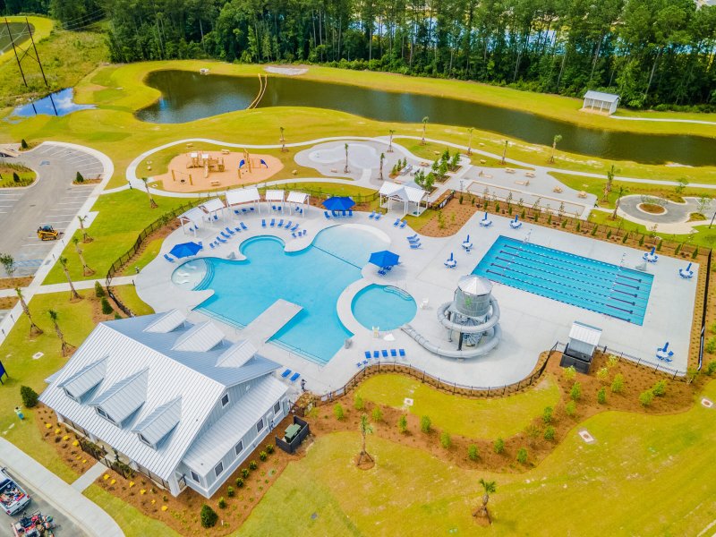 Property image 2 of 332 Willow Run Drive in Cane Bay Plantation, Summerville, SC 29486