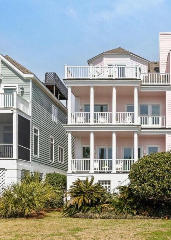 19 Grand Pavilion Boulevard