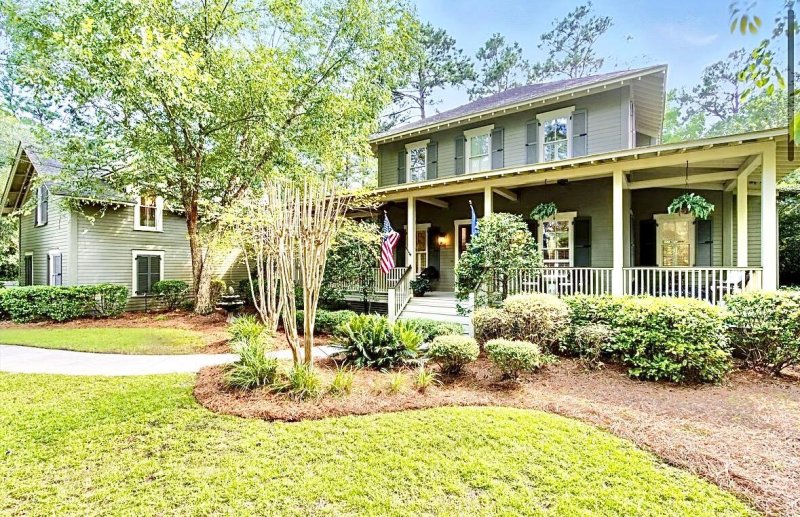 Property image 2 of 4101 Ten Shillings Way in Poplar Grove, Ravenel, SC 29470