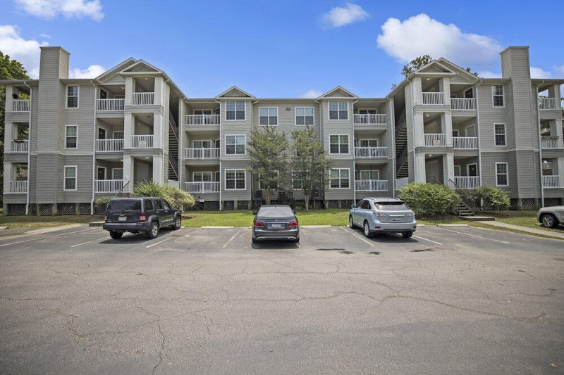 700 Daniel Ellis Drive 9103