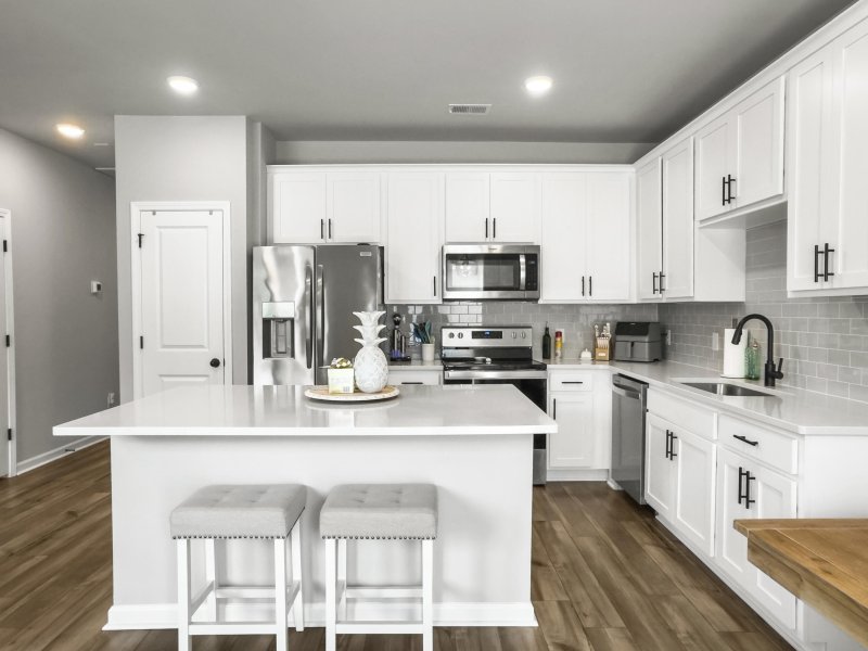 Property image 4 of 8318 Childs Cove in Summers Bend on the Ashley, North Charleston, SC 29418