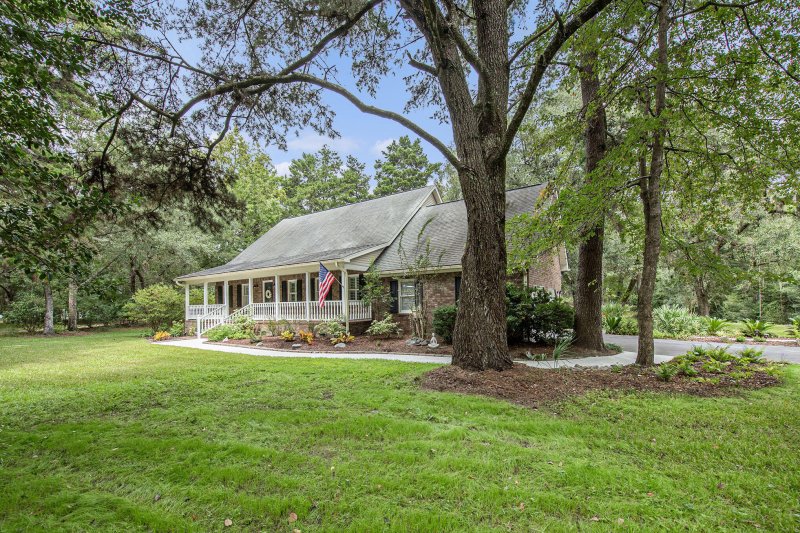 Property image 3 of 5942 Kelseys Mill Road in Ropers Run, Ravenel, SC 29470