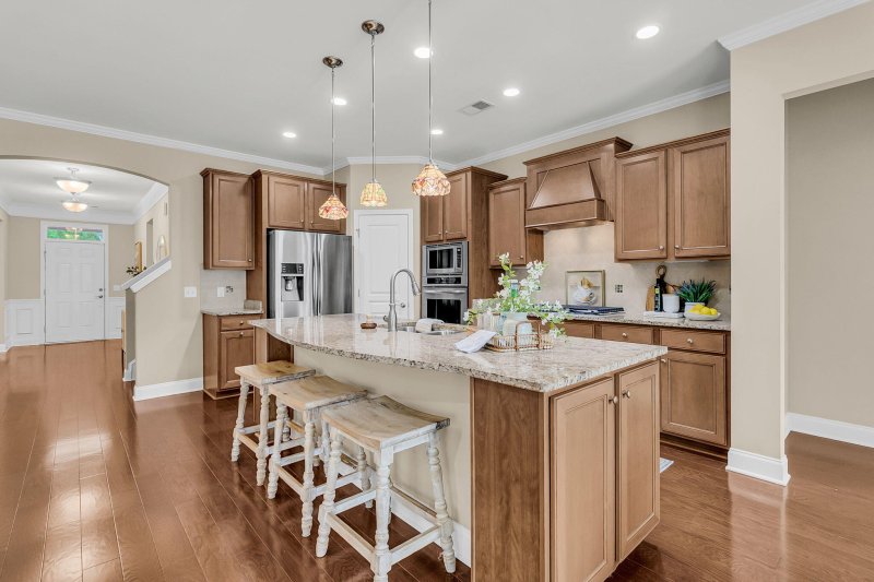 400 Eastern Isle Avenue