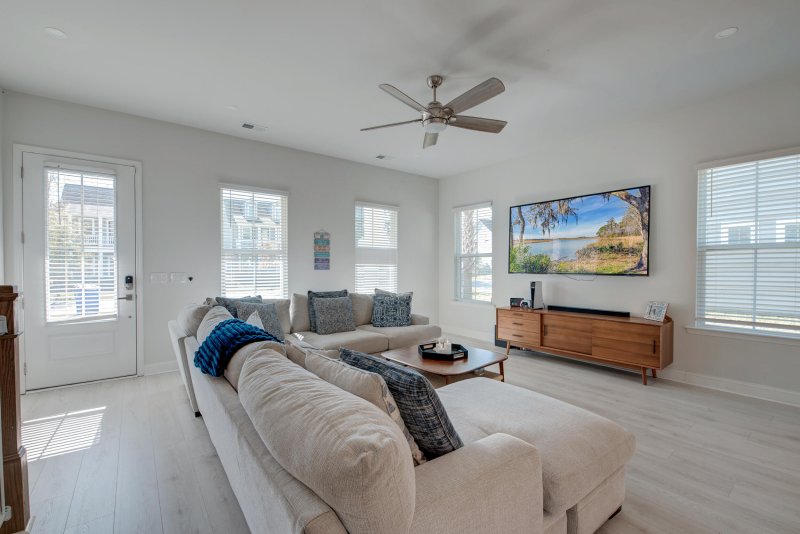 Property image 3 of 190 Barons Drive in Grand Bees, Charleston, SC 29414