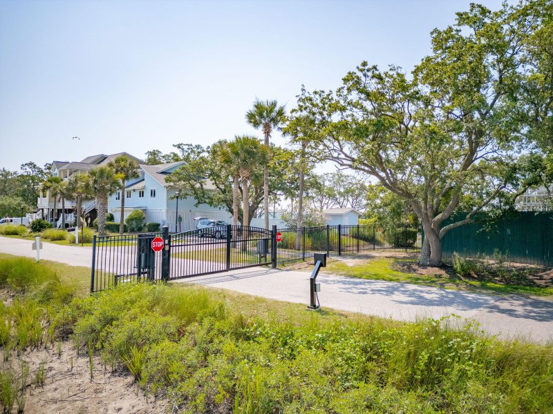 Property image 3 of 1607 Folly Creek Way 5 in Palmetto Pointe, Charleston, SC 29412