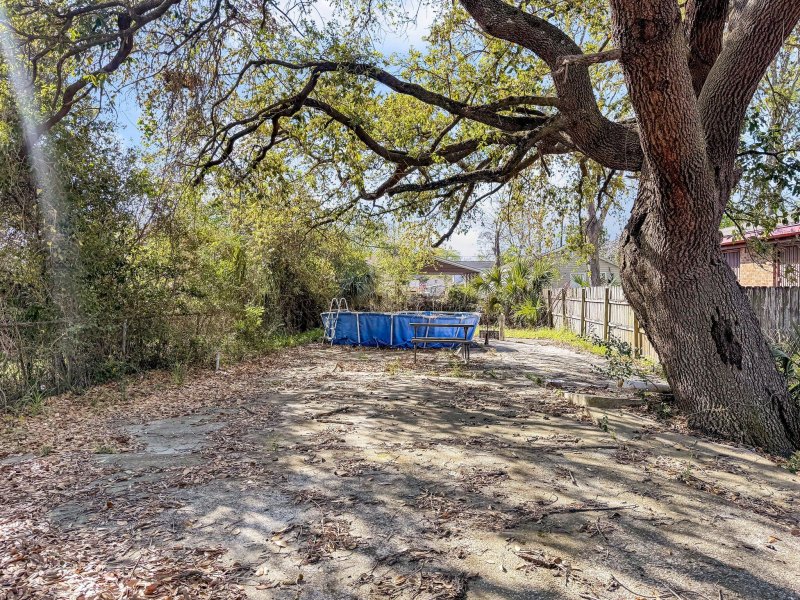 Property image 2 at 1985 Delaware Avenue, North Charleston, SC 29405