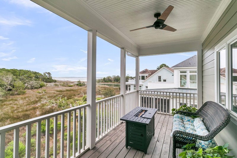 Property image 5 of 2072 Amenity Park Drive in Hamlin Plantation, Mount Pleasant, SC 29466