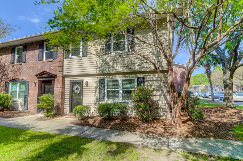 Property image 3 at 415 Parkdale Drive 8f, Charleston, SC 29414