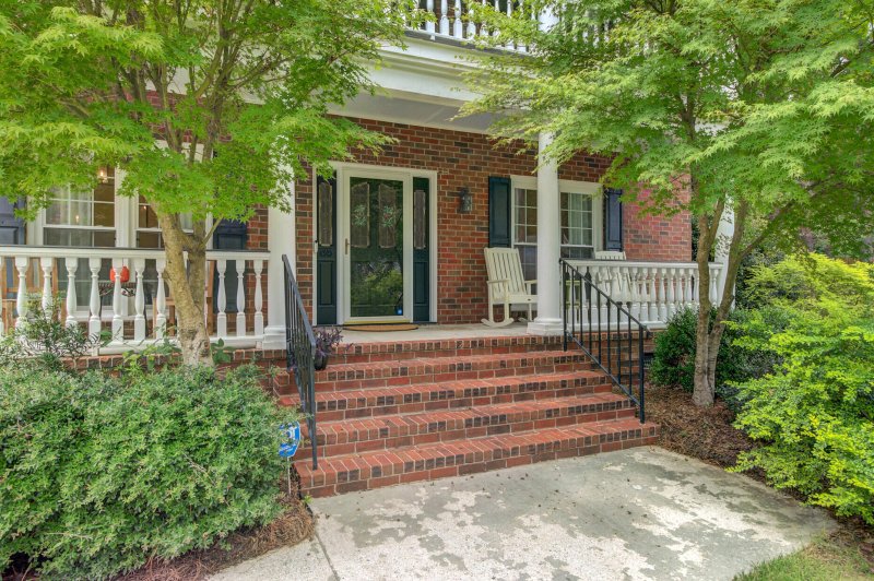 Property image 3 of 207 Quinby Street in Gadsden Manor, Summerville, SC 29483