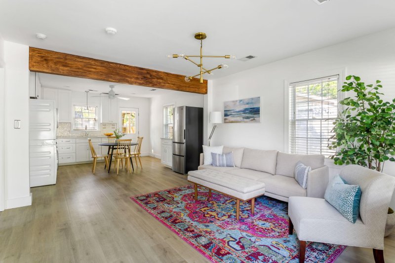 Property image 3 at 1607 Acacia Street, Charleston, SC 29407