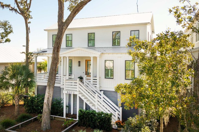 Property image 2 of 8072 Jack Island Drive in Kiawah River, Johns Island, SC 29455
