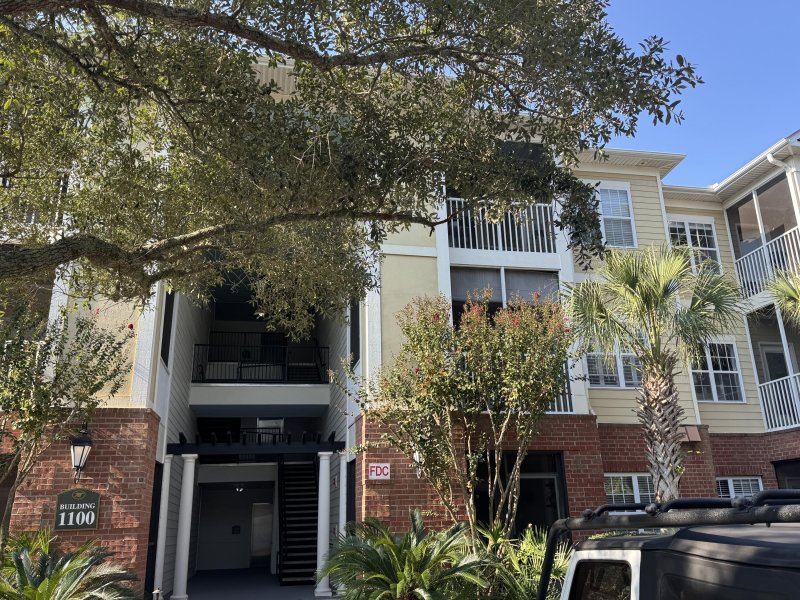 Property image 2 of 1109 Basildon Road in Park West, Mount Pleasant, SC 29466