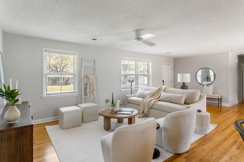 Property image 3 at 1378 Nye Street, Charleston, SC 29407