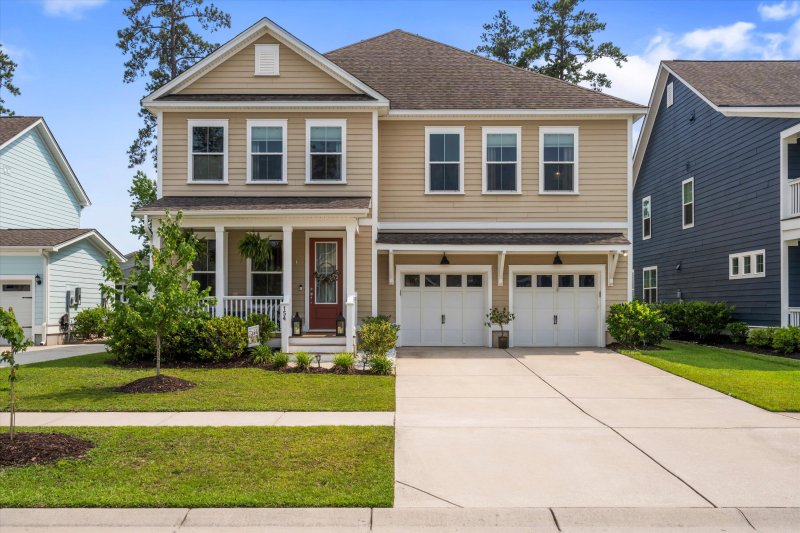 Property image 2 of 154 Calm Water Way in Cane Bay Plantation, Summerville, SC 29486