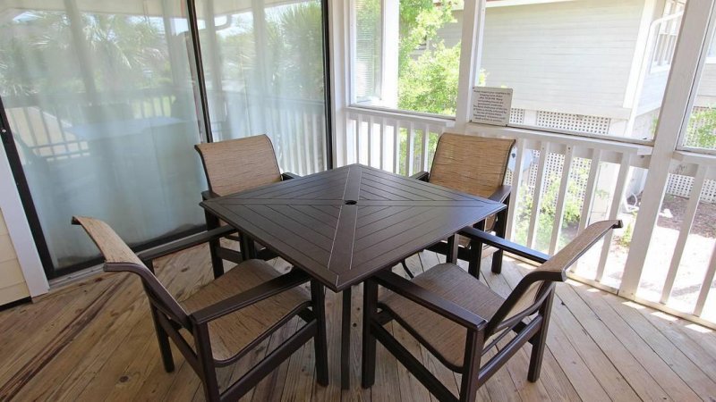 Property image 5 at 6 Ocean Park Court, Isle of Palms, SC 29451