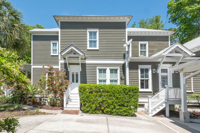 Property image 3 of 22 Frogmore Road in Ion, Mount Pleasant, SC 29464