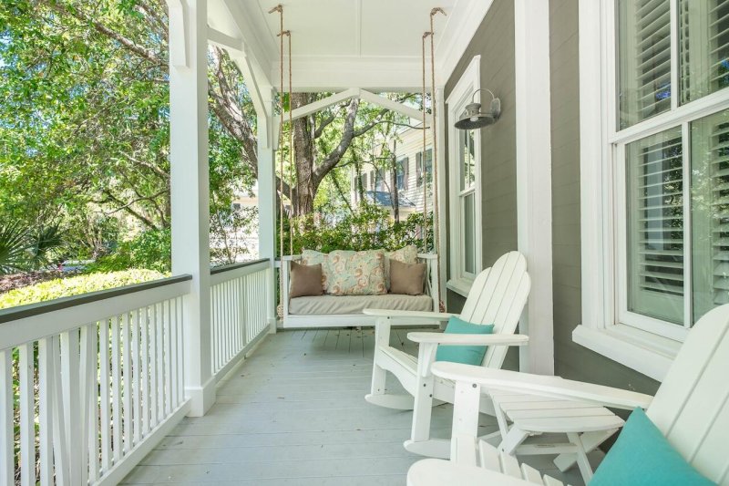 Property image 4 of 22 Frogmore Road in Ion, Mount Pleasant, SC 29464