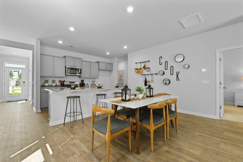 Property image 5 at 530 Still Hts Lane, Summerville, SC 29486