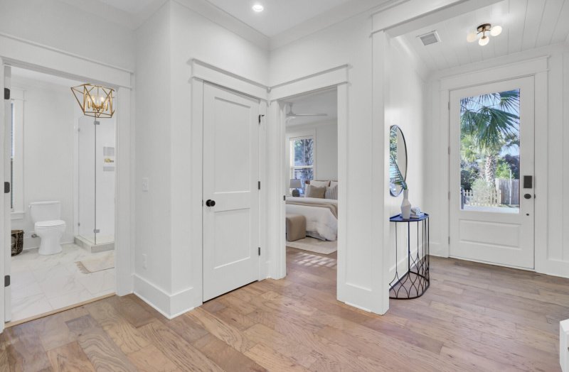 Property image 5 of 515 Bank Street in Old Village, Mount Pleasant, SC 29464