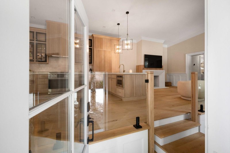 Property image 3 at 7 Pitt Street 2, Charleston, SC 29401