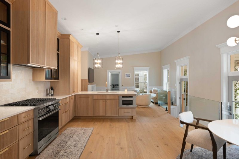 Property image 4 at 7 Pitt Street 2, Charleston, SC 29401